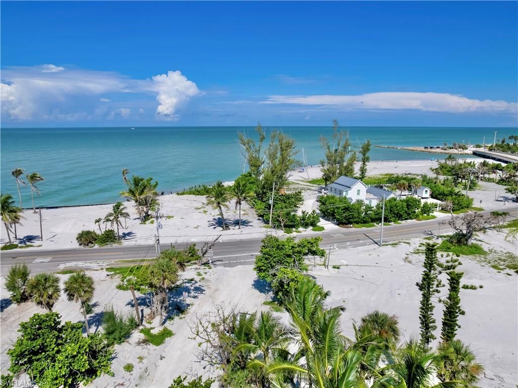 2563 Coconut Dr, Sanibel, FL 33957 Photo