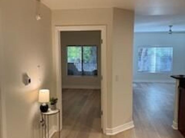 5450 E DEER VALLEY Drive, Unit 1200, Phoenix, AZ 85054