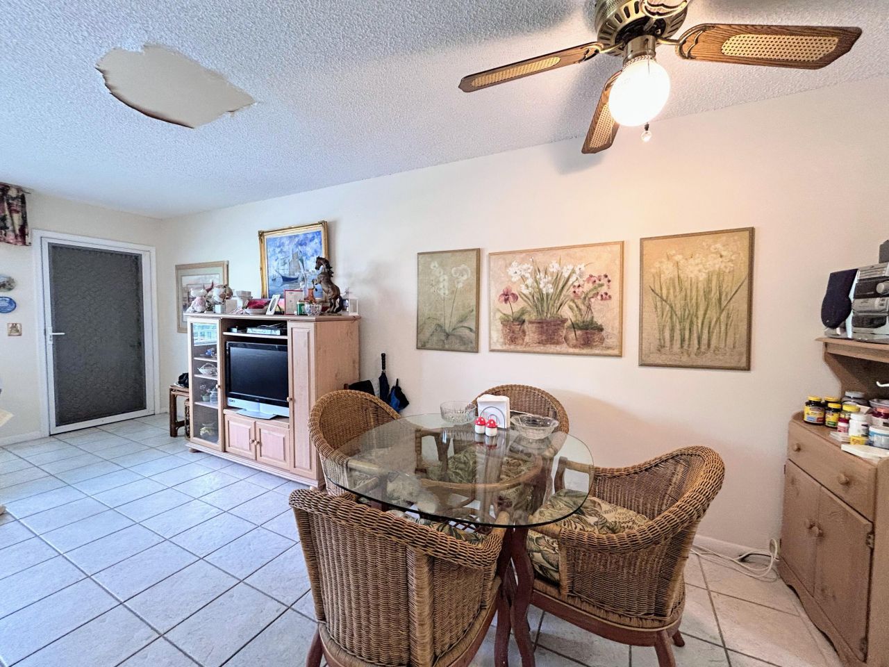 340 Horizons W, Unit 203, Boynton Beach, FL 33435 Photo