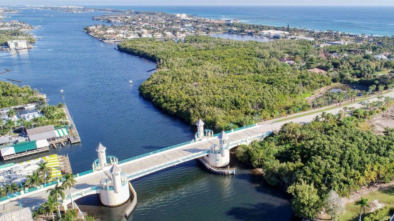 340 Horizons W, Unit 203, Boynton Beach, FL 33435 Photo