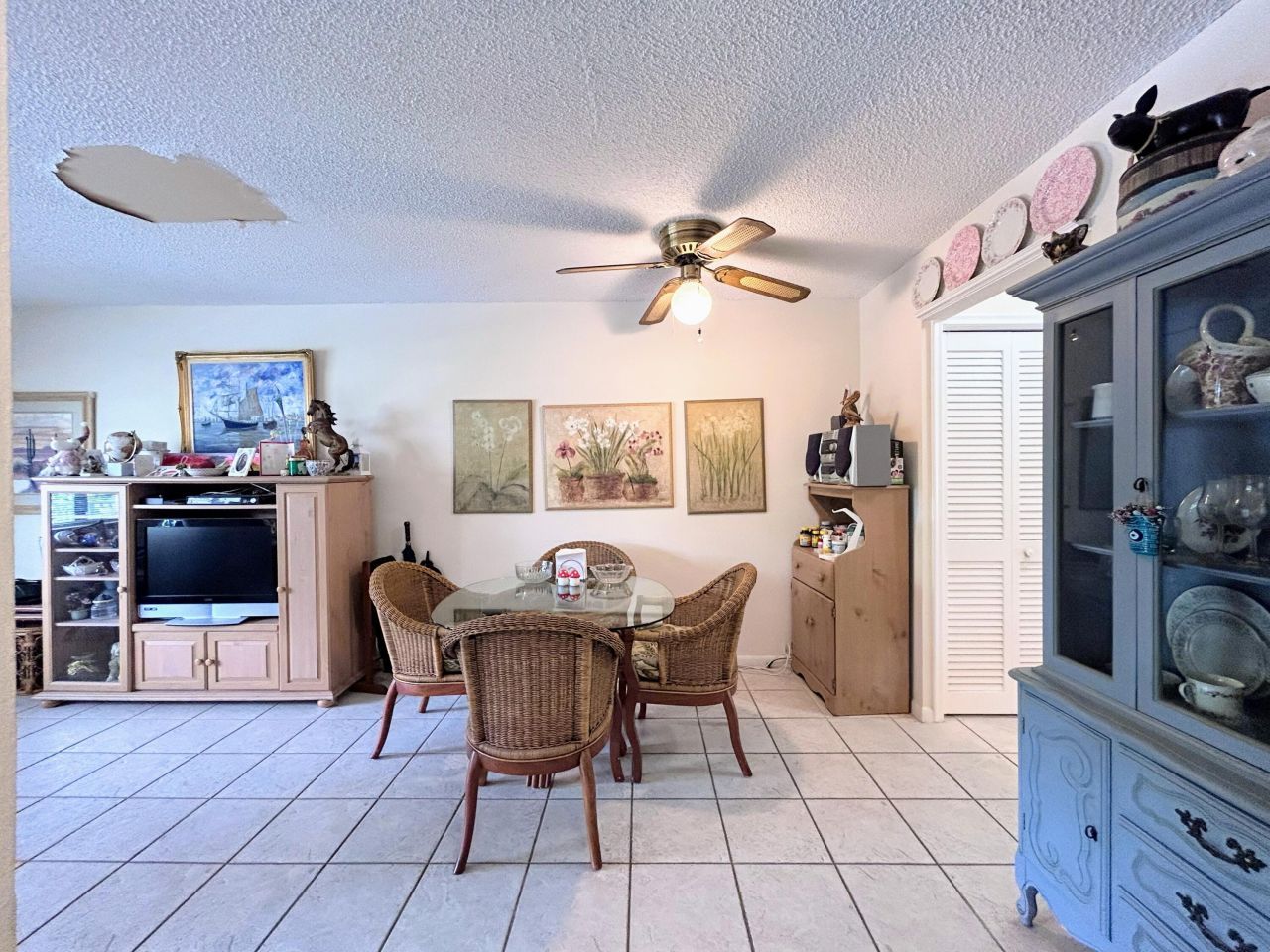 340 Horizons W, Unit 203, Boynton Beach, FL 33435 Photo