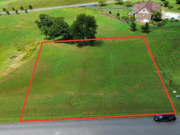 116 September Lakes Way, Alvaton, KY 42122