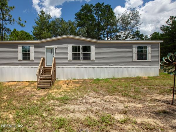 121 KENNY Lane, Florahome, FL 32140