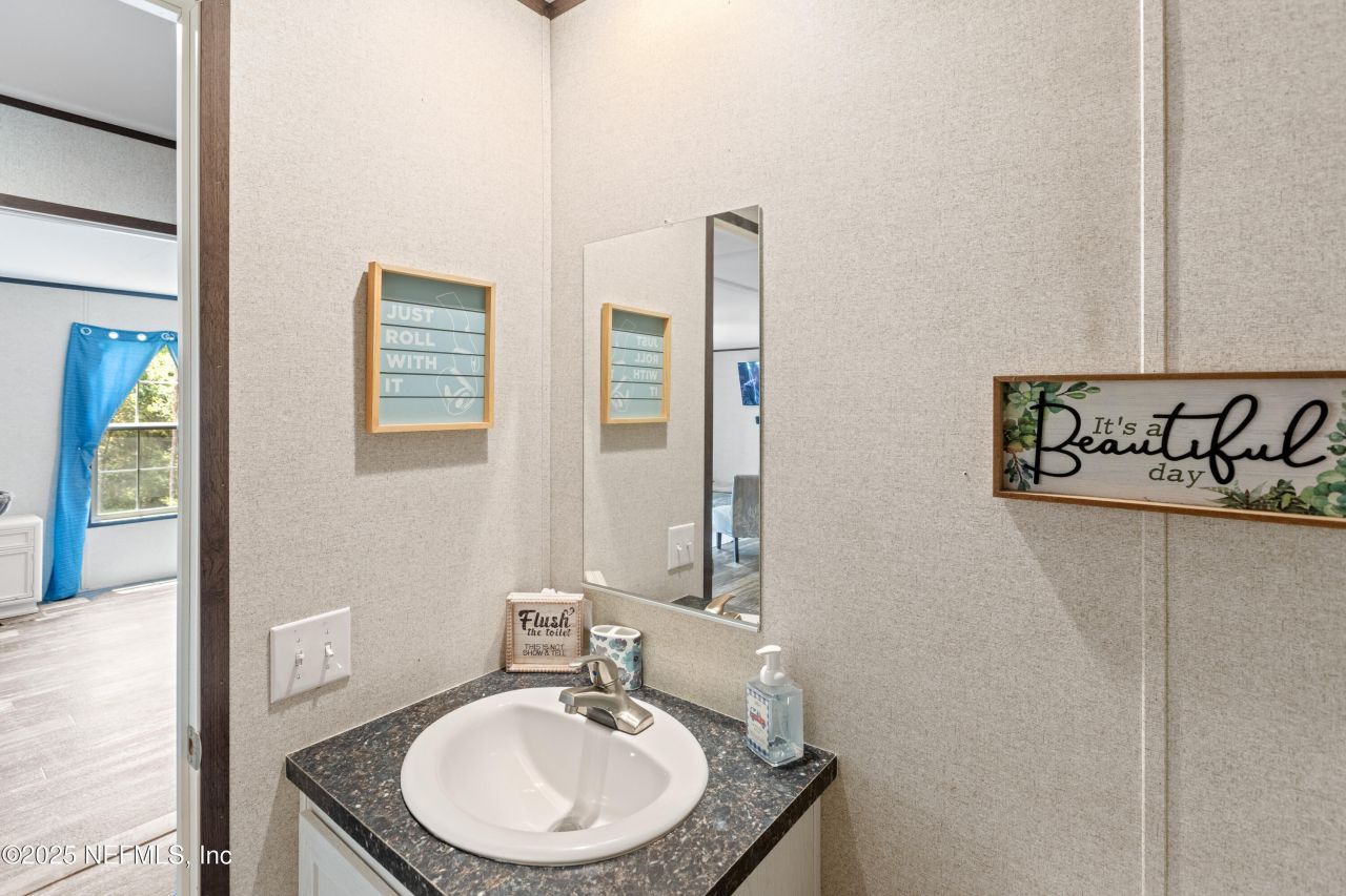 121 Kenny Lane, Florahome, FL 32140 Photo