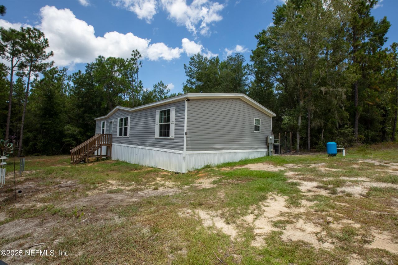 121 Kenny Lane, Florahome, FL 32140 Photo