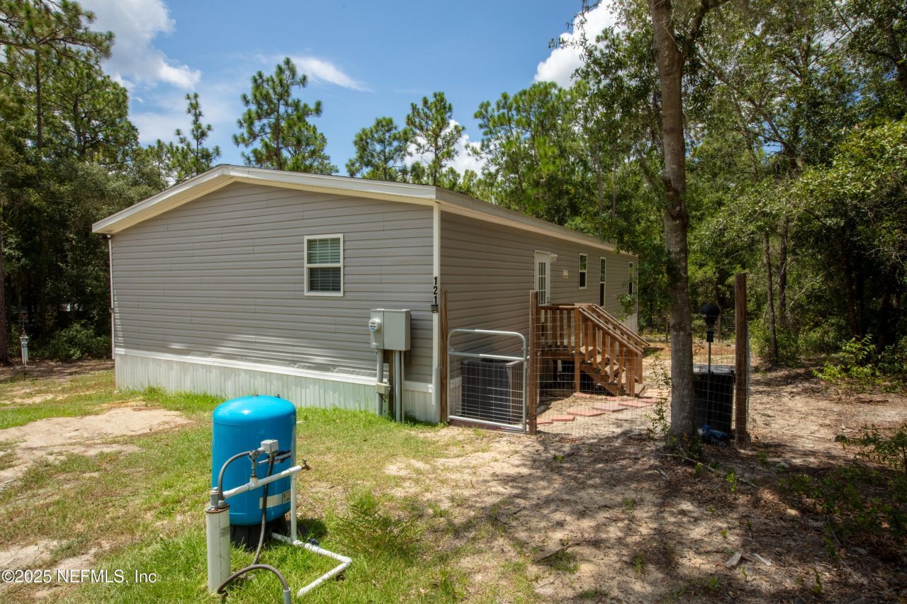 121 Kenny Lane, Florahome, FL 32140 Photo