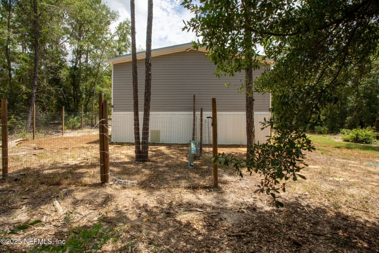 121 Kenny Lane, Florahome, FL 32140 Photo