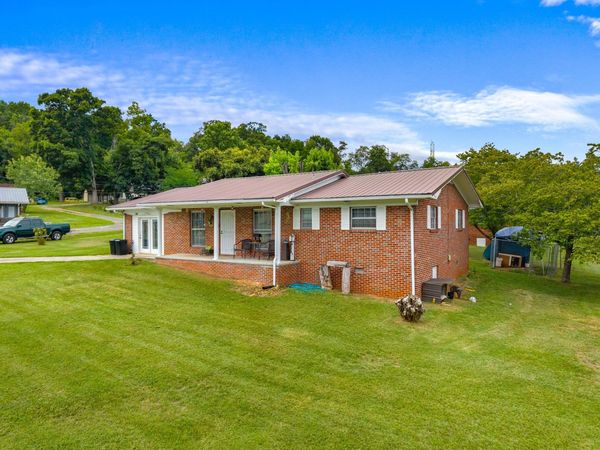 223 Clearview Drive, Bean Station, TN 37708
