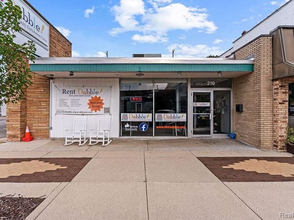 210 N Saginaw Street, Durand, MI 48429