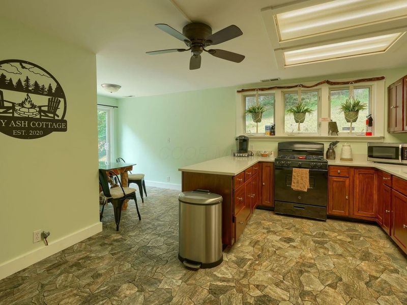 27662 OH-56, Creola, OH 45622 Photo 18