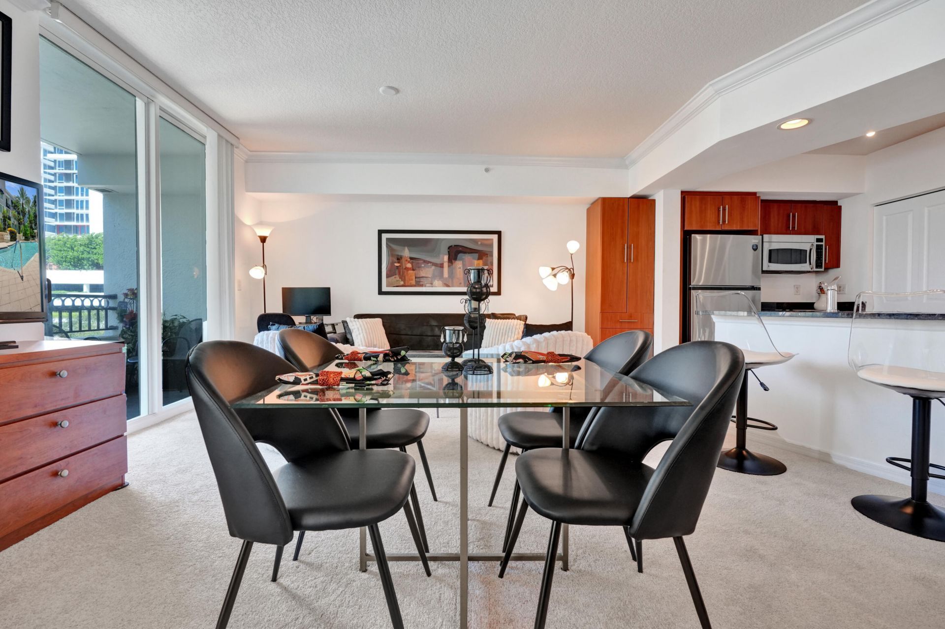 600 S Dixie Highway, Unit 352, West Palm Beach, FL 33401 Photo