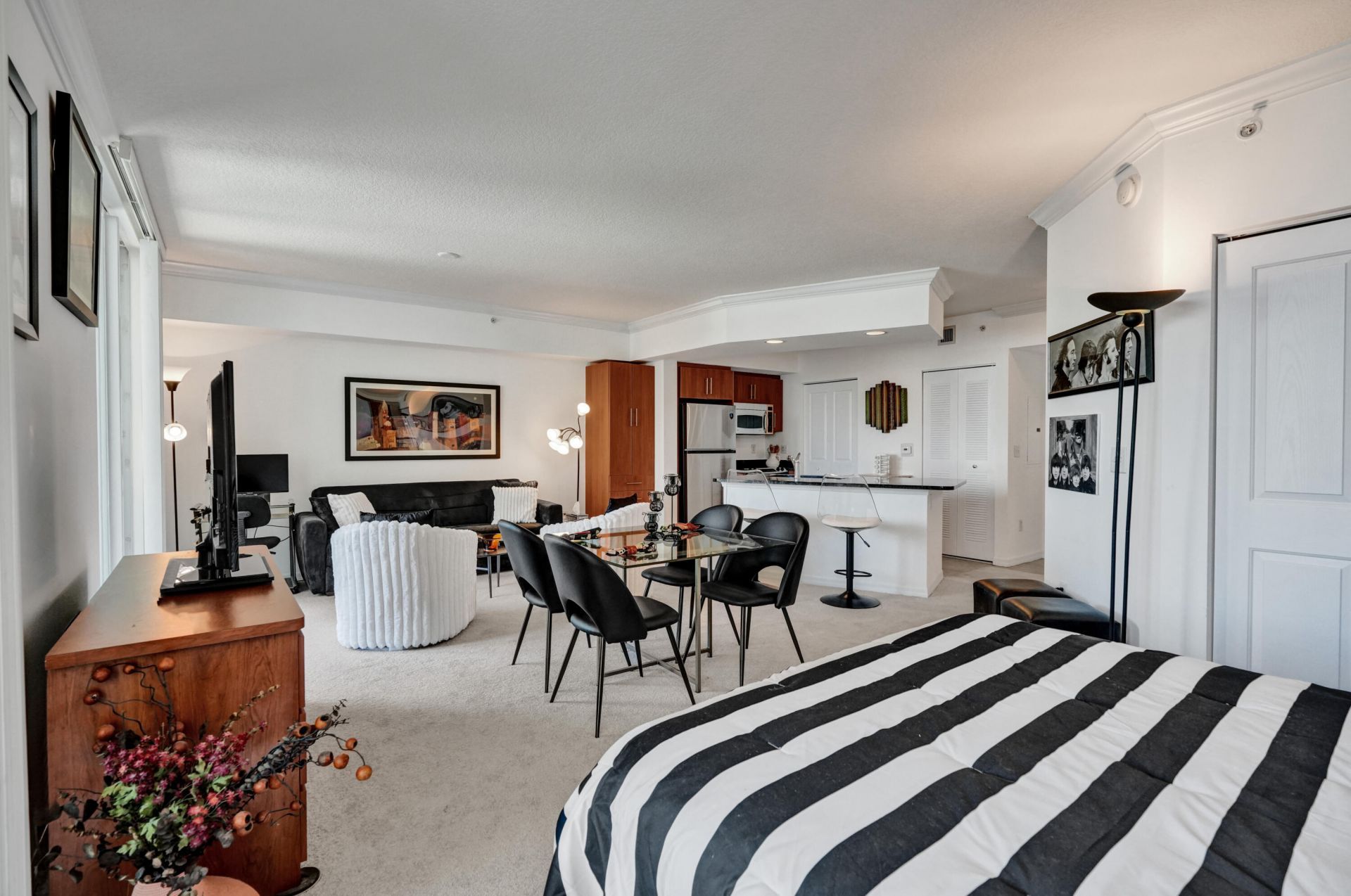 600 S Dixie Highway, Unit 352, West Palm Beach, FL 33401 Photo