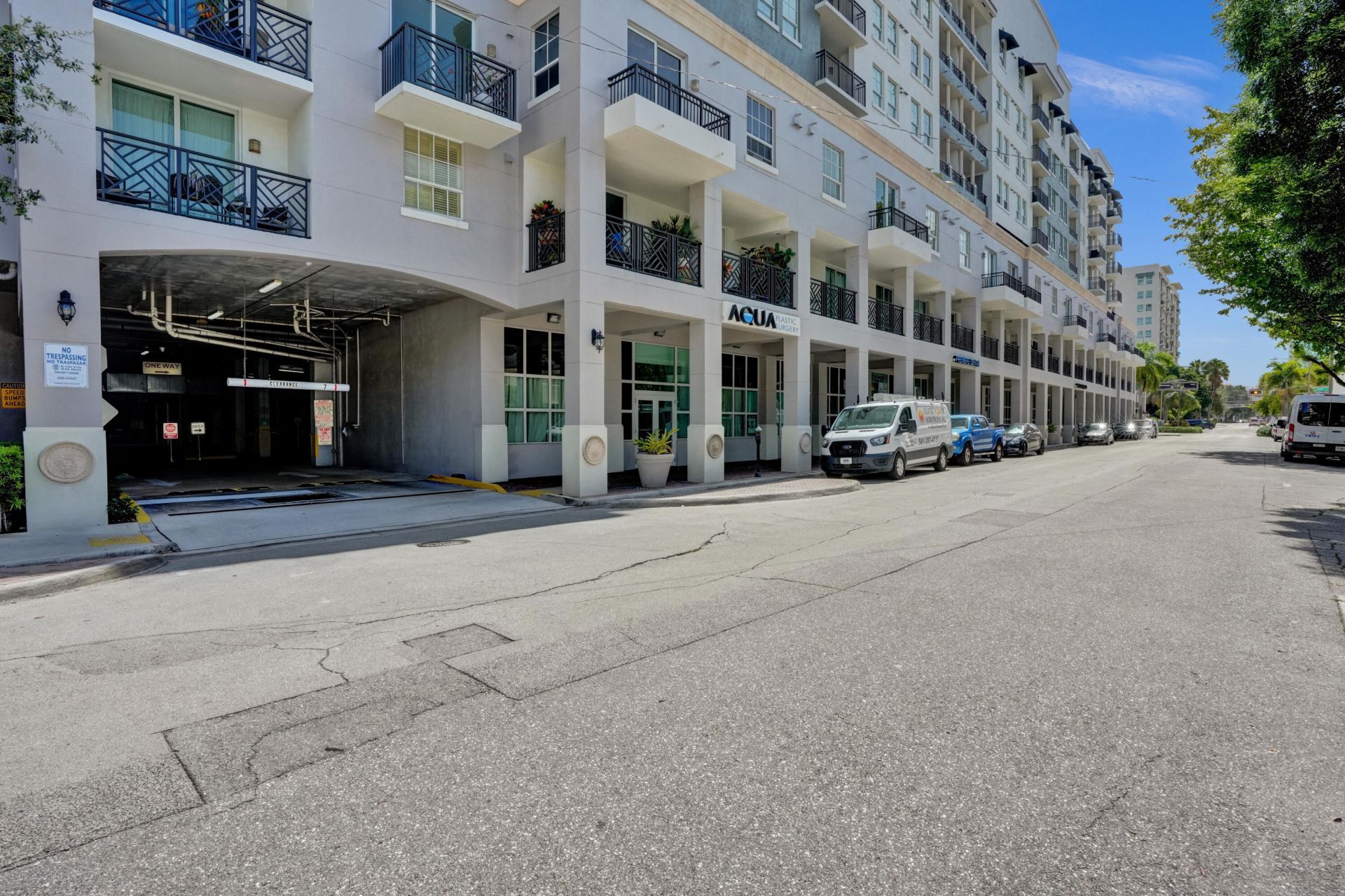 600 S Dixie Highway, Unit 352, West Palm Beach, FL 33401 Photo