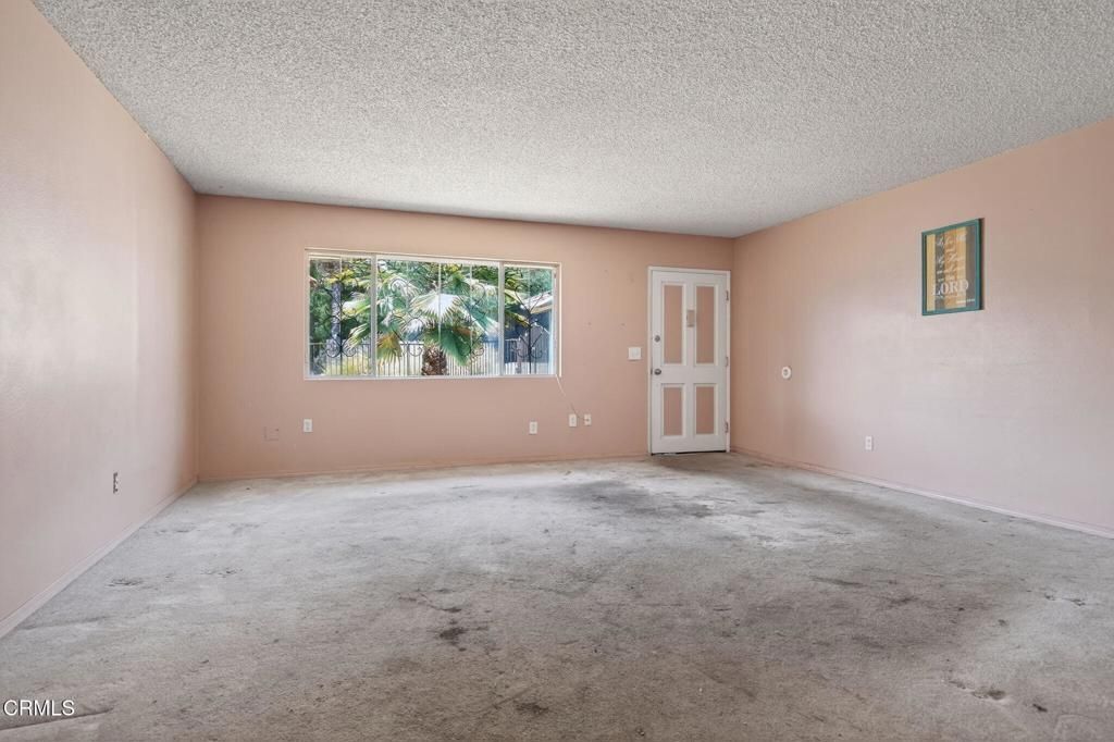 110 E Oak View Avenue, Oak View, CA 93022 Main Photo