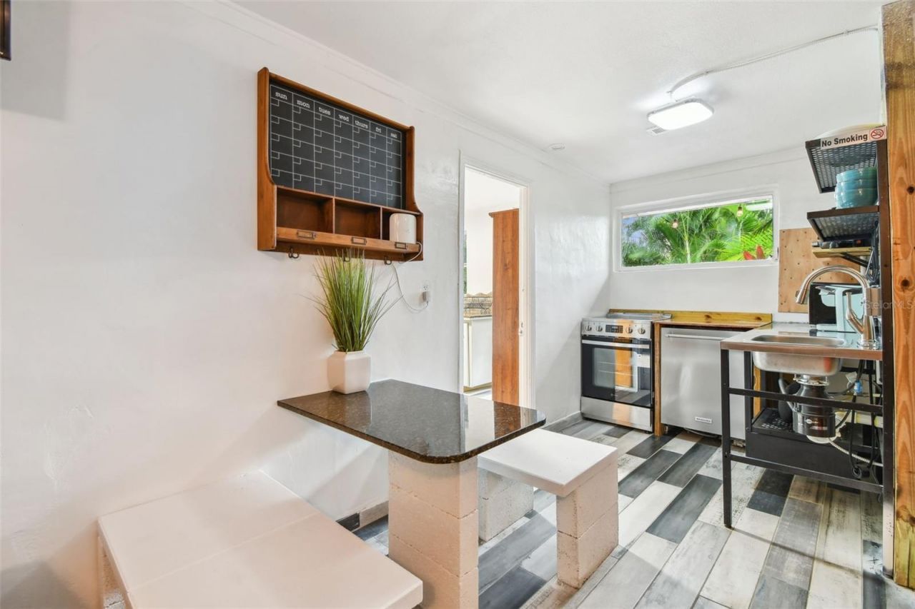 5909 Mohr Road, Tampa, FL 33615 Photo