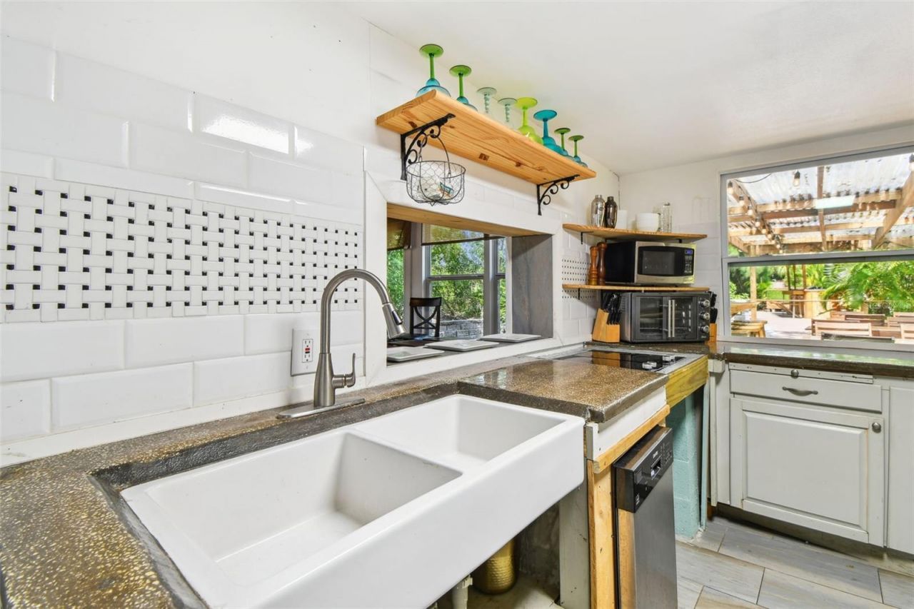 5909 Mohr Road, Tampa, FL 33615 Photo