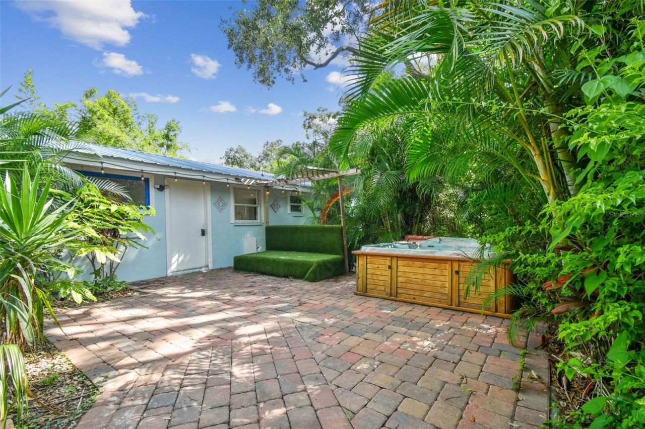 5909 Mohr Road, Tampa, FL 33615 Photo