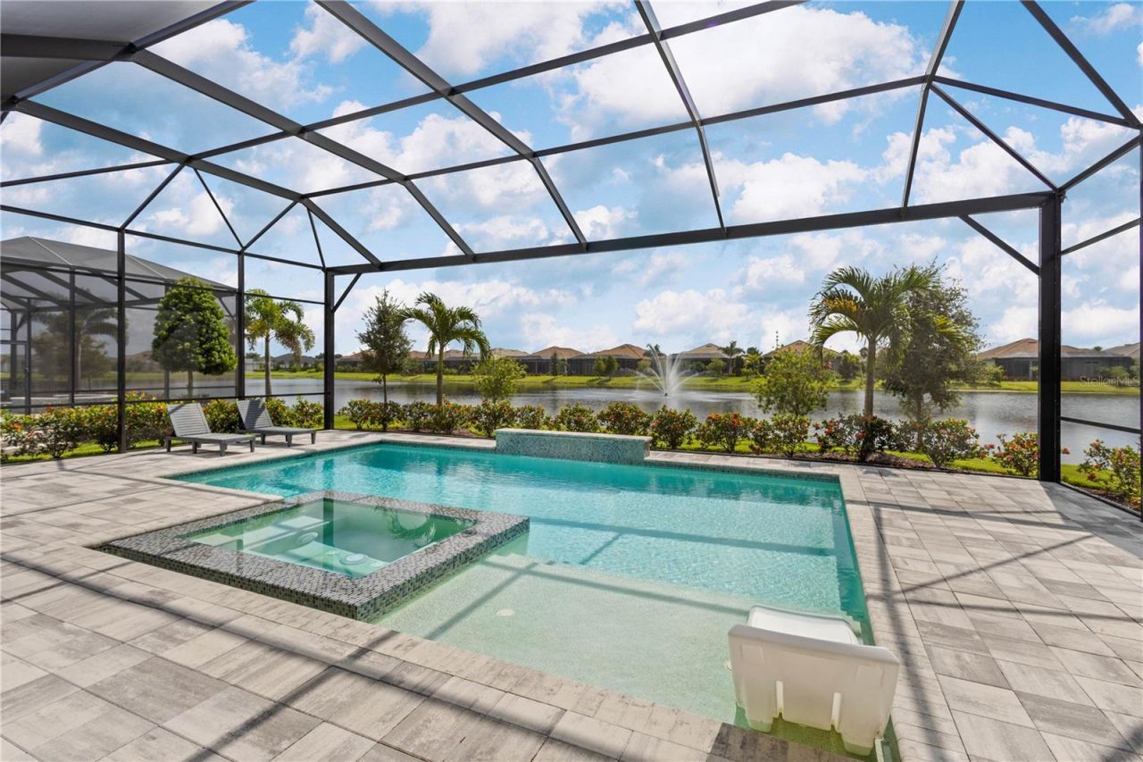 8241 Pavia Way, Lakewood Ranch, FL 34202 Photo