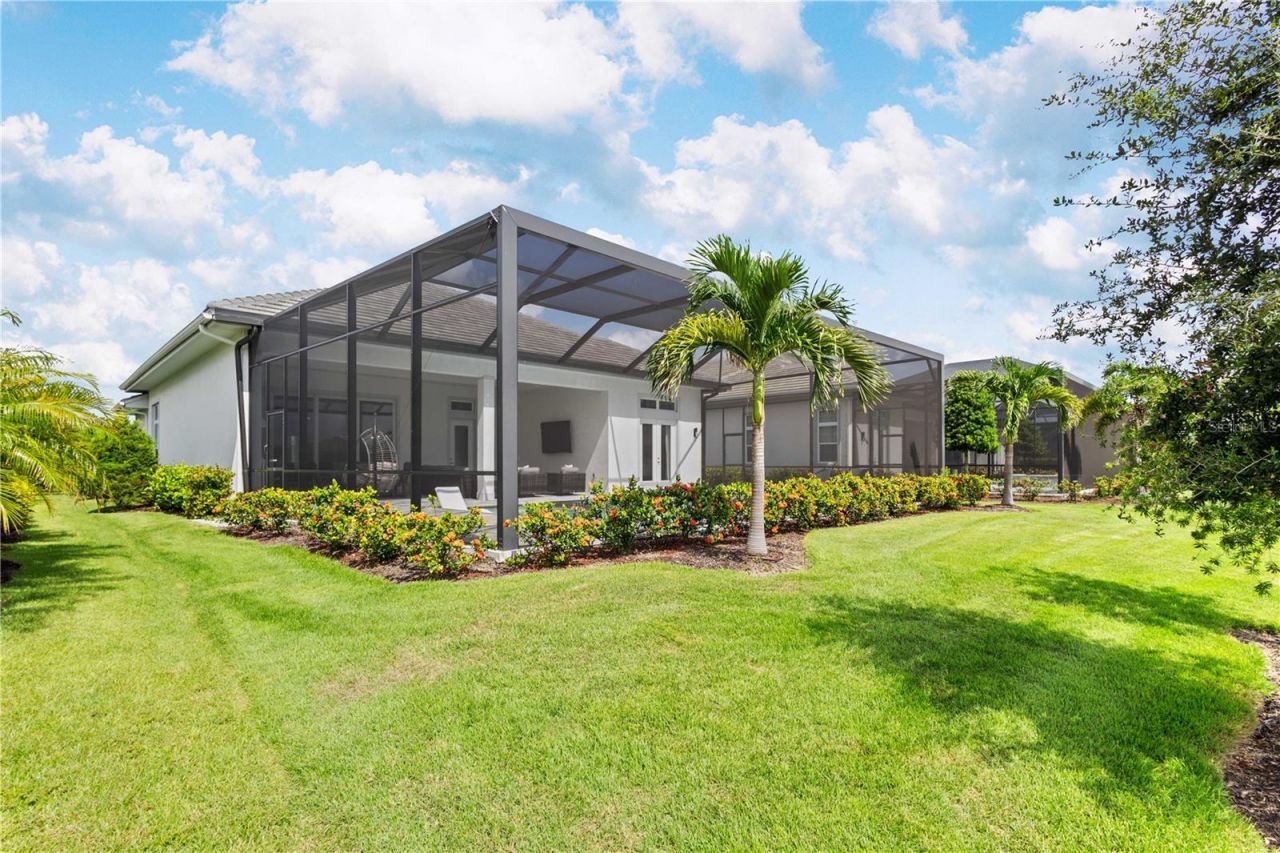 8241 Pavia Way, Lakewood Ranch, FL 34202 Photo