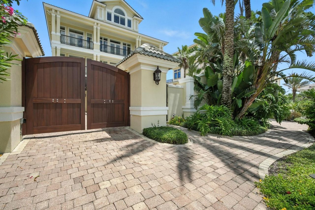 85 Calle Del Sur, Palm Coast, FL 32137 Photo