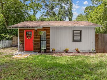 202 NW 20TH AVENUE, GAINESVILLE, FL 32609