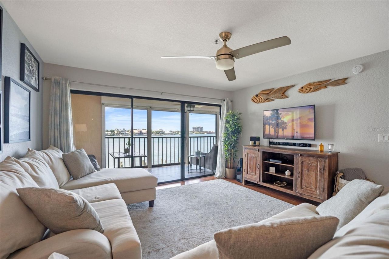 442 Bouchelle Drive, Unit 203, New Smyrna Beach, FL 32169 Photo