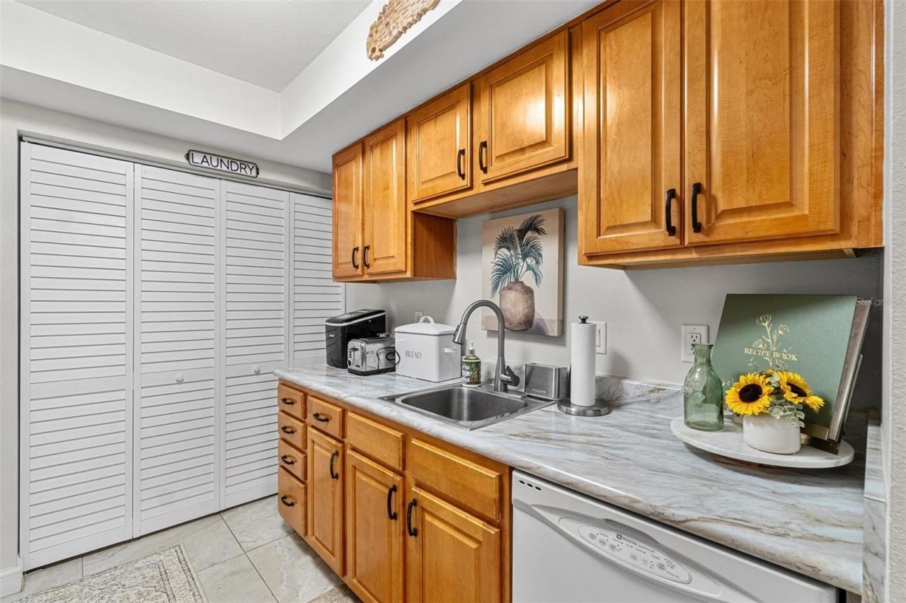 746 115th Avenue N, Unit 1802, Saint Petersburg, FL 33716 Photo