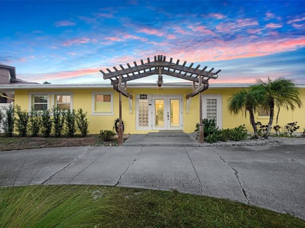 5207 PALMETTO POINT DRIVE, PALMETTO, FL 34221