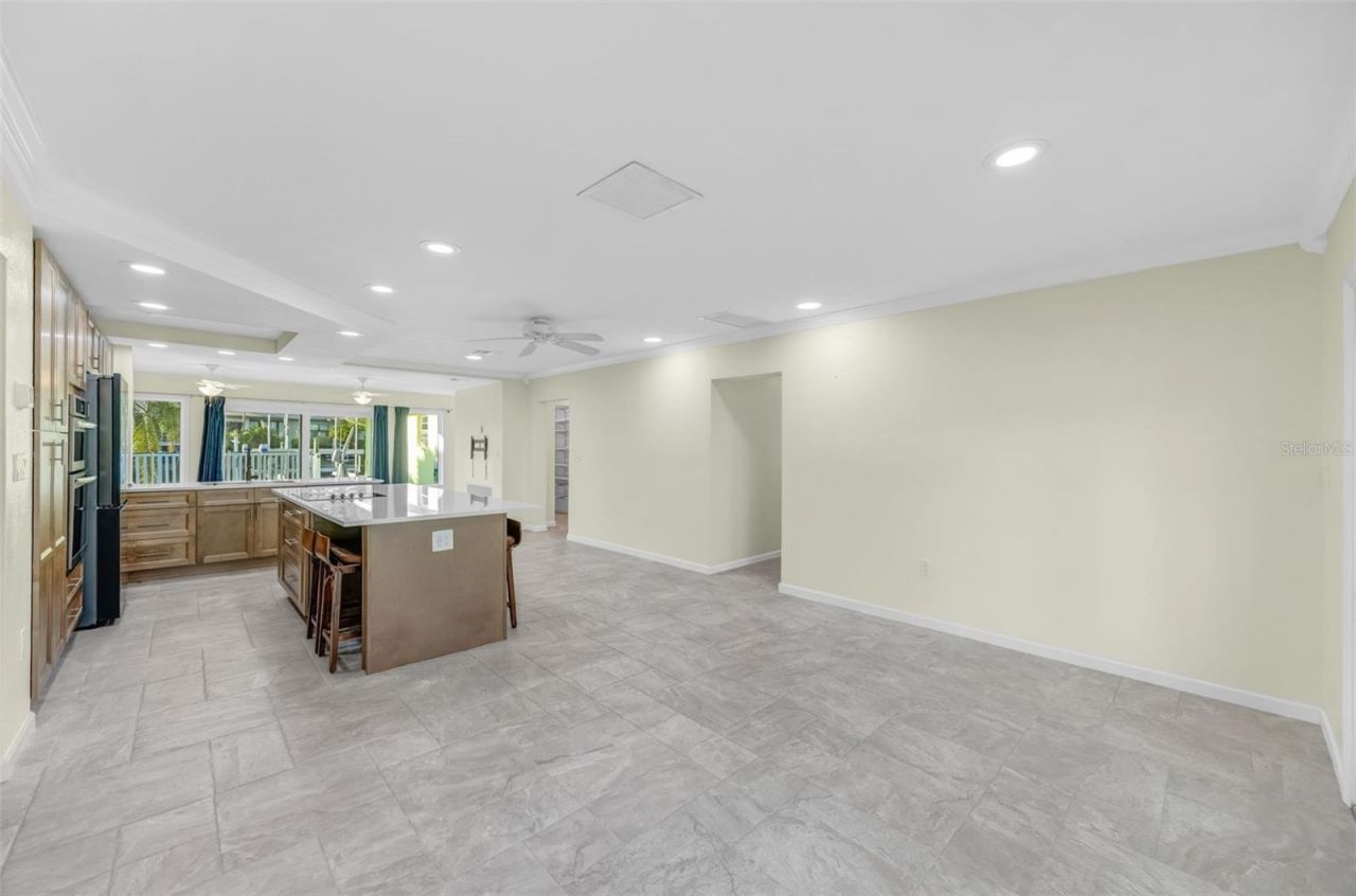 5207 Palmetto Point Drive, Palmetto, FL 34221 Photo