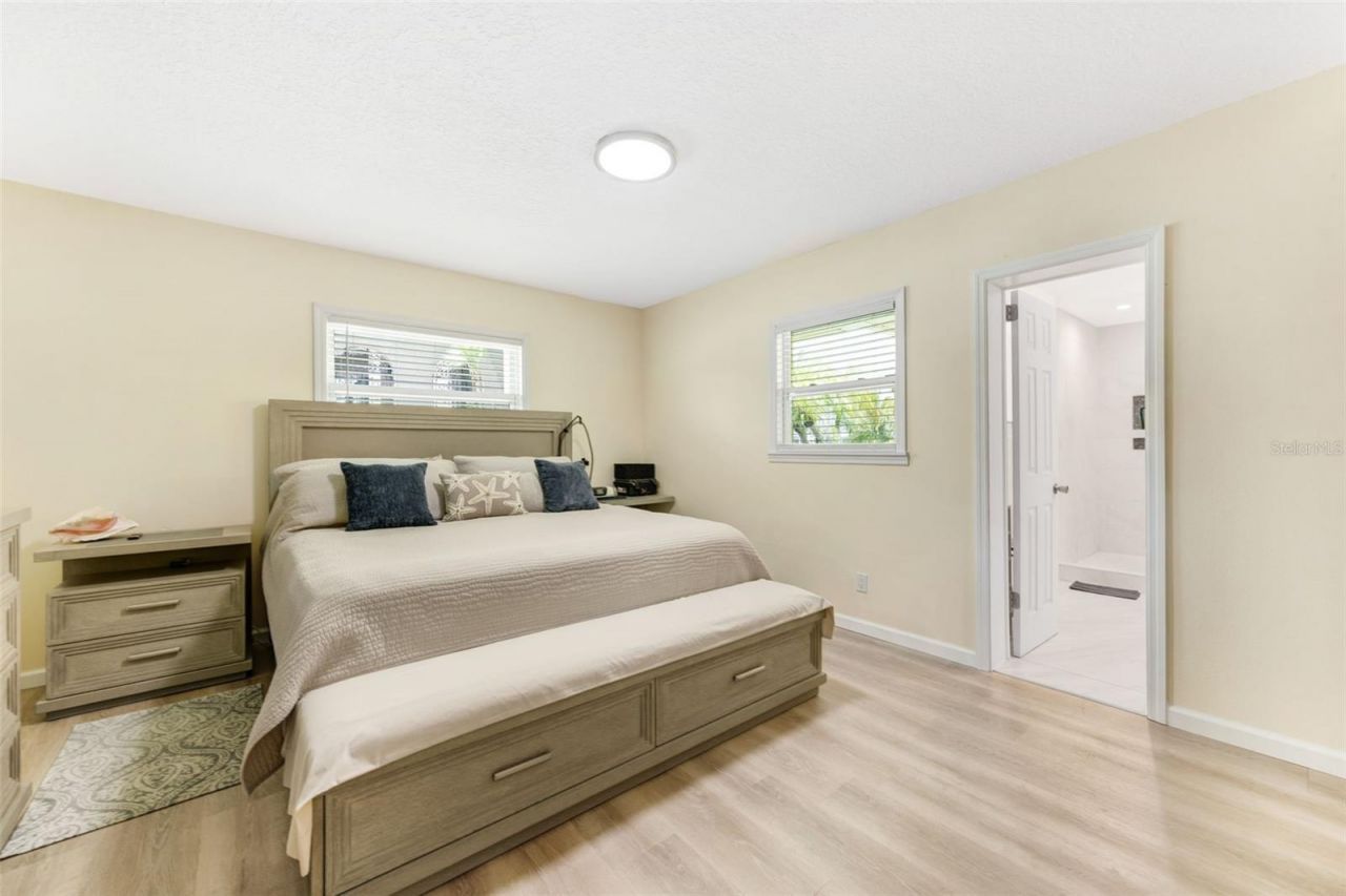 5207 Palmetto Point Drive, Palmetto, FL 34221 Photo