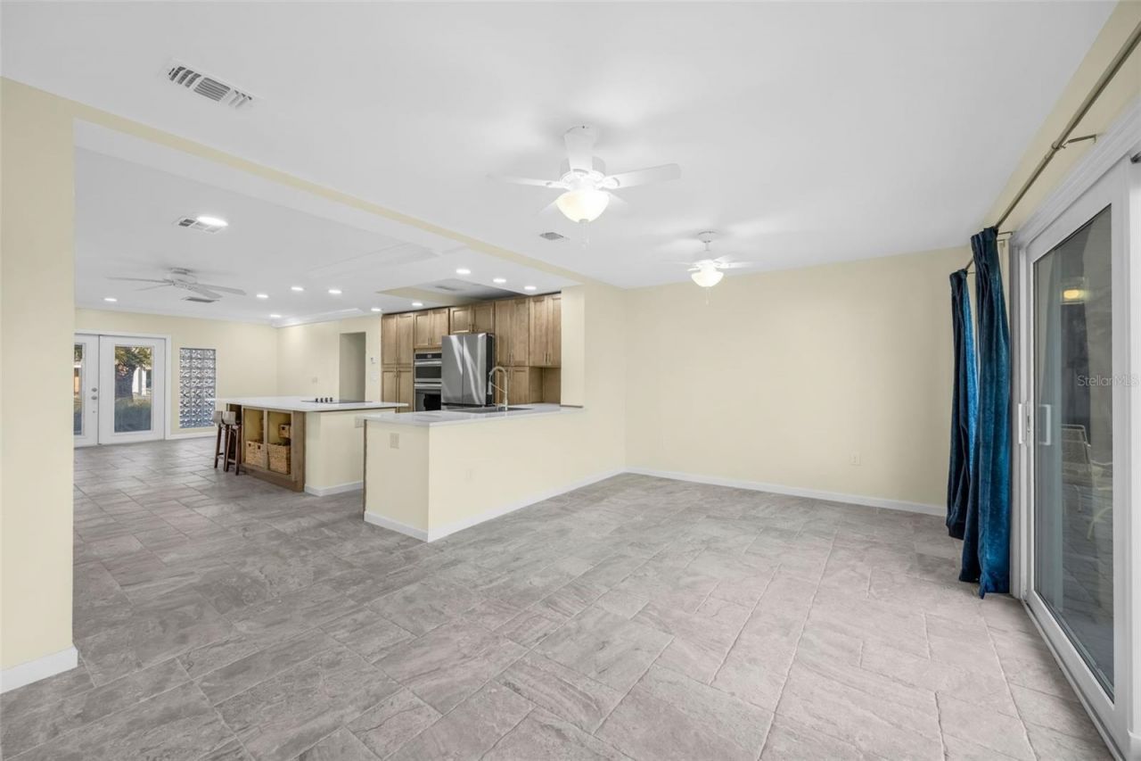 5207 Palmetto Point Drive, Palmetto, FL 34221 Photo