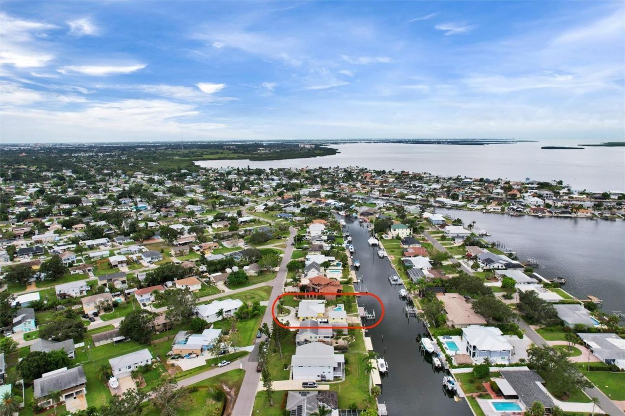 5207 Palmetto Point Drive, Palmetto, FL 34221 Photo