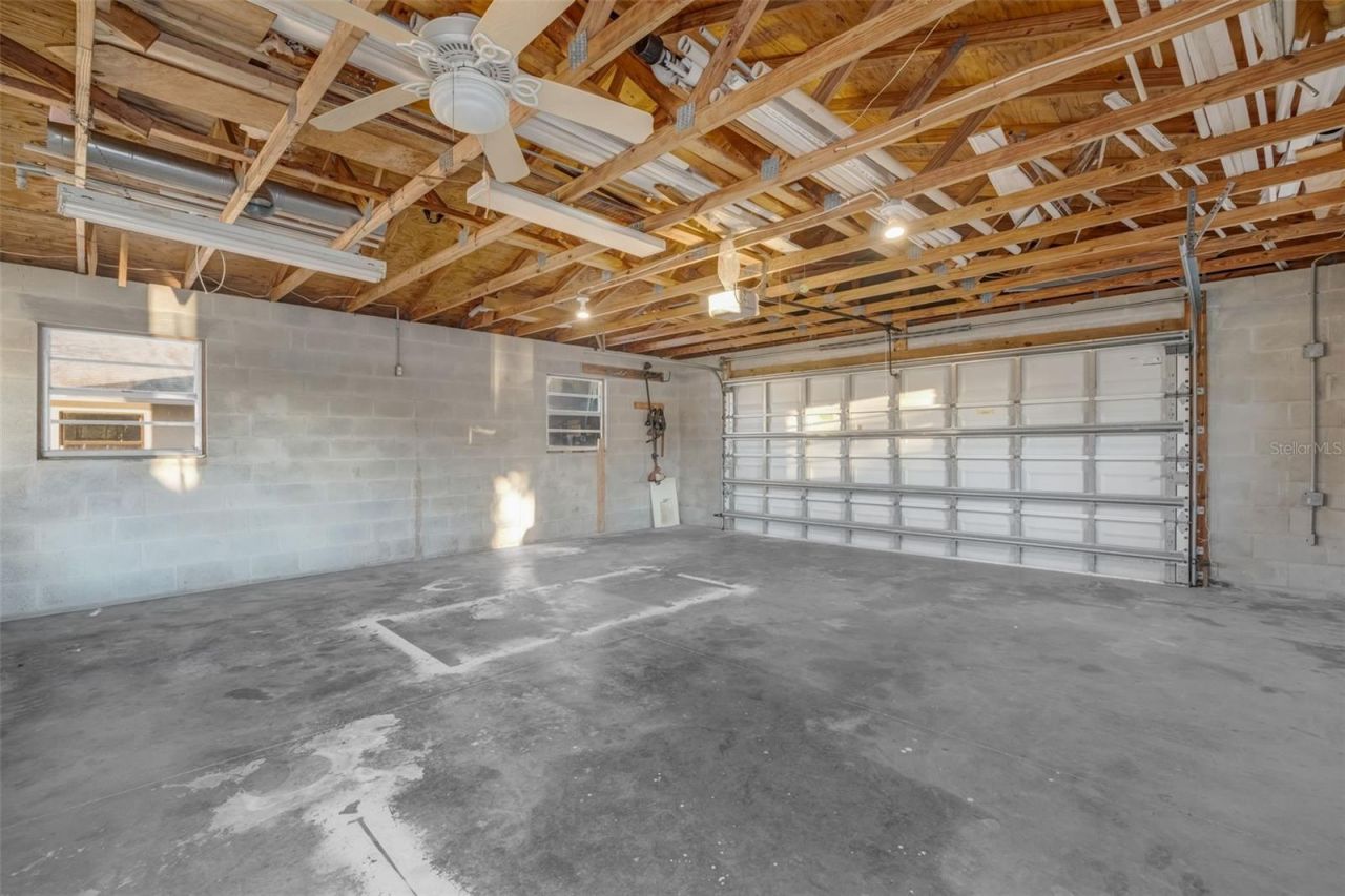 5207 Palmetto Point Drive, Palmetto, FL 34221 Photo