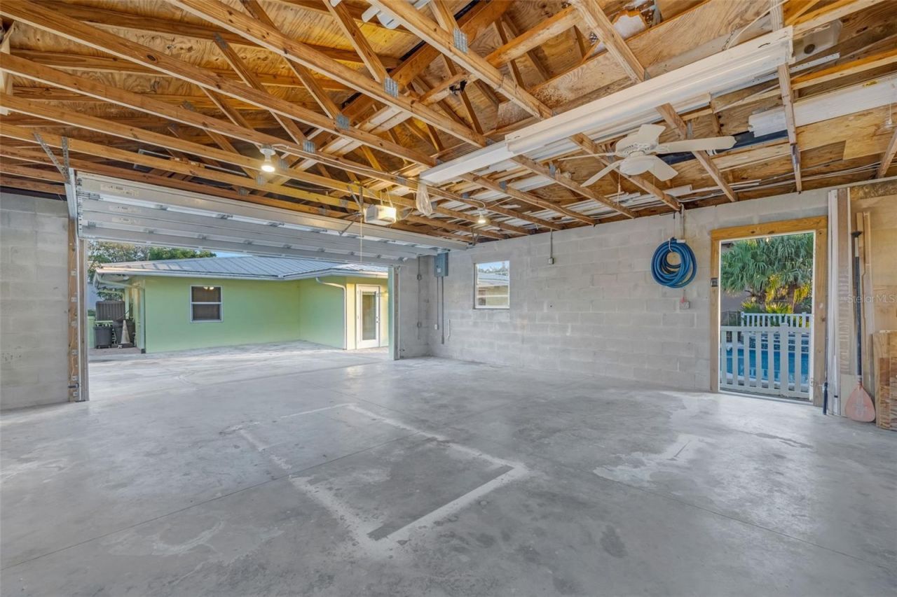 5207 Palmetto Point Drive, Palmetto, FL 34221 Photo