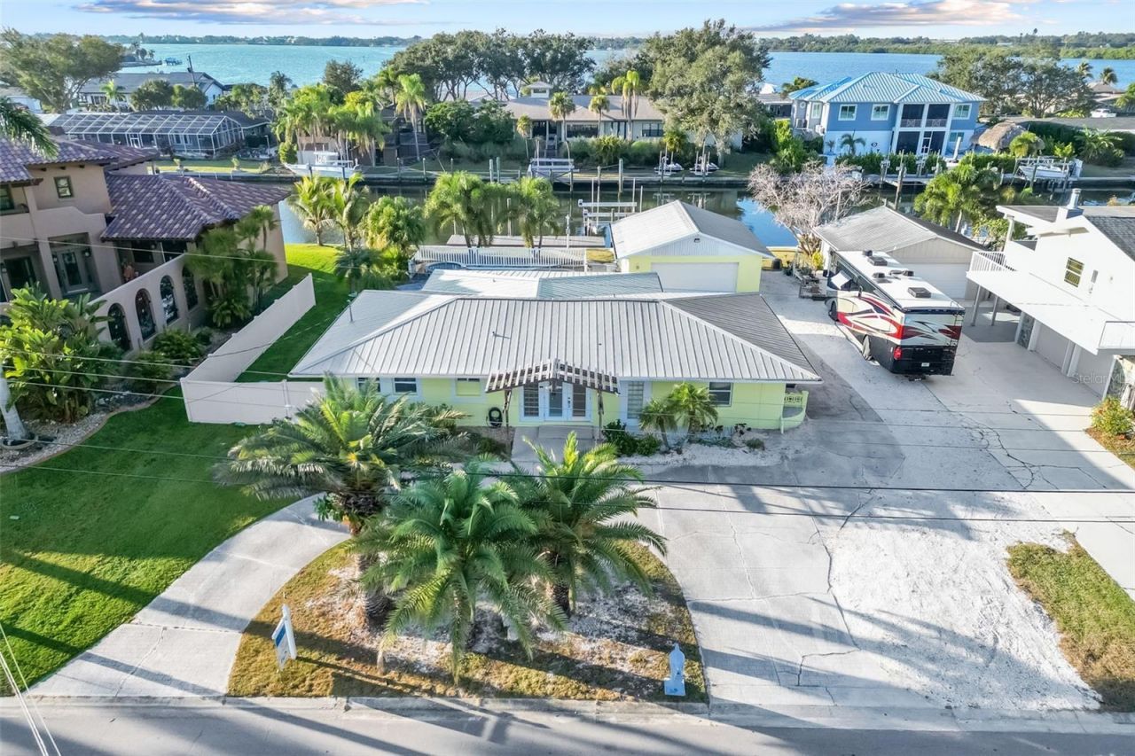 5207 Palmetto Point Drive, Palmetto, FL 34221 Photo