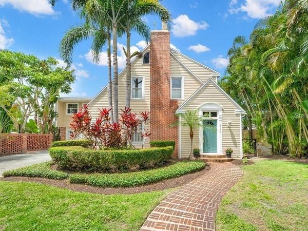 3730 FOSTER HILL DRIVE N, ST PETERSBURG, FL 33704