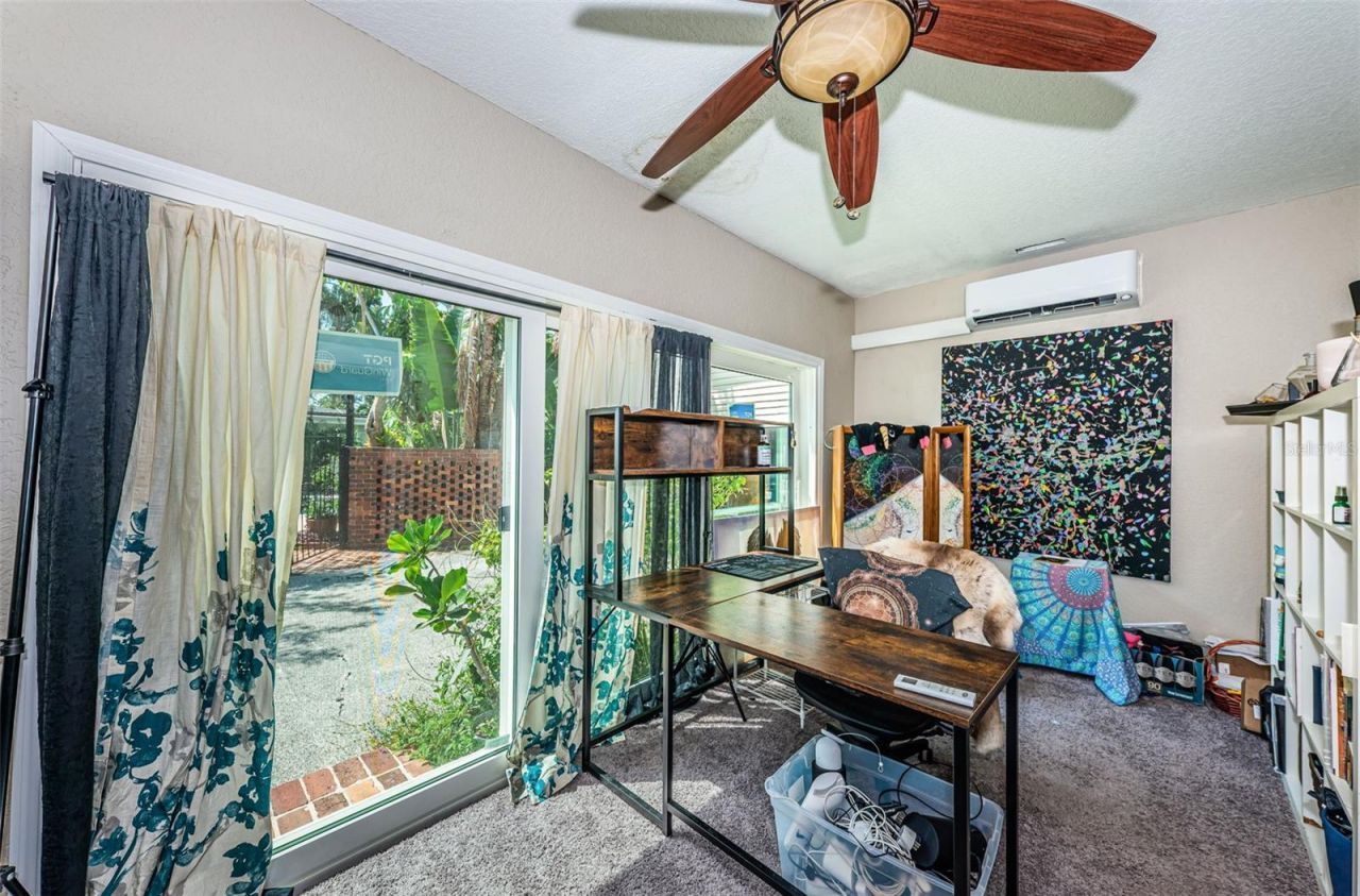 3730 Foster Hill Drive N, Saint Petersburg, FL 33704 Photo