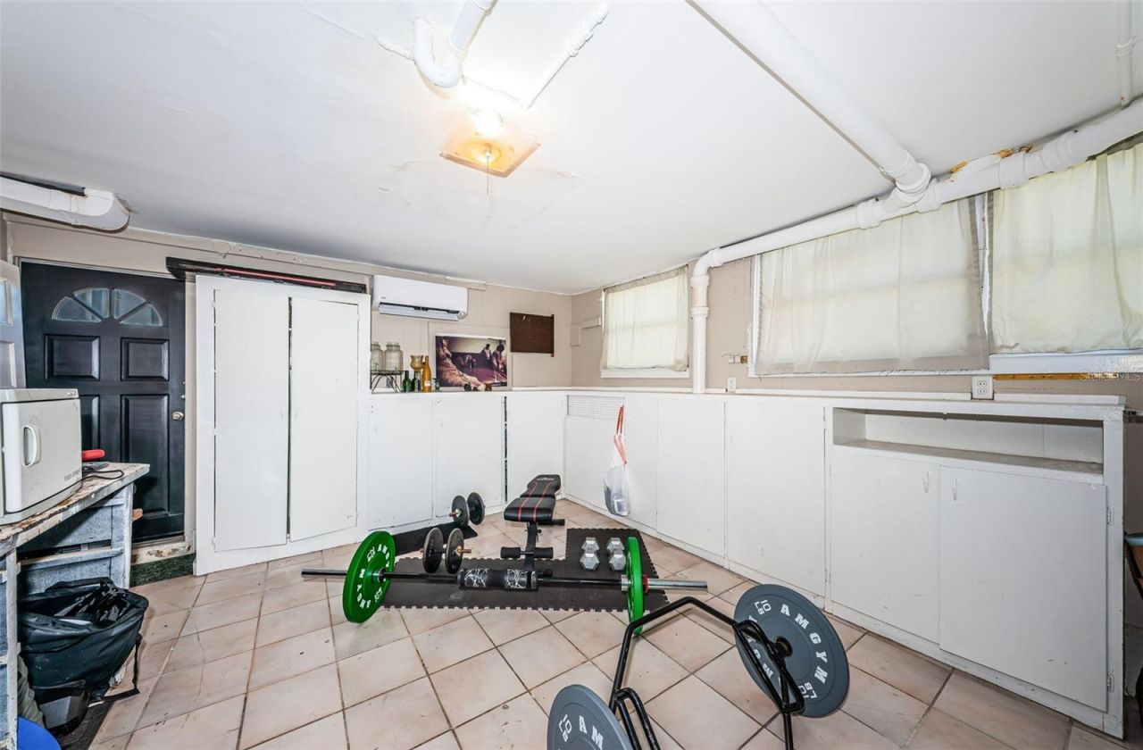 3730 Foster Hill Drive N, Saint Petersburg, FL 33704 Photo