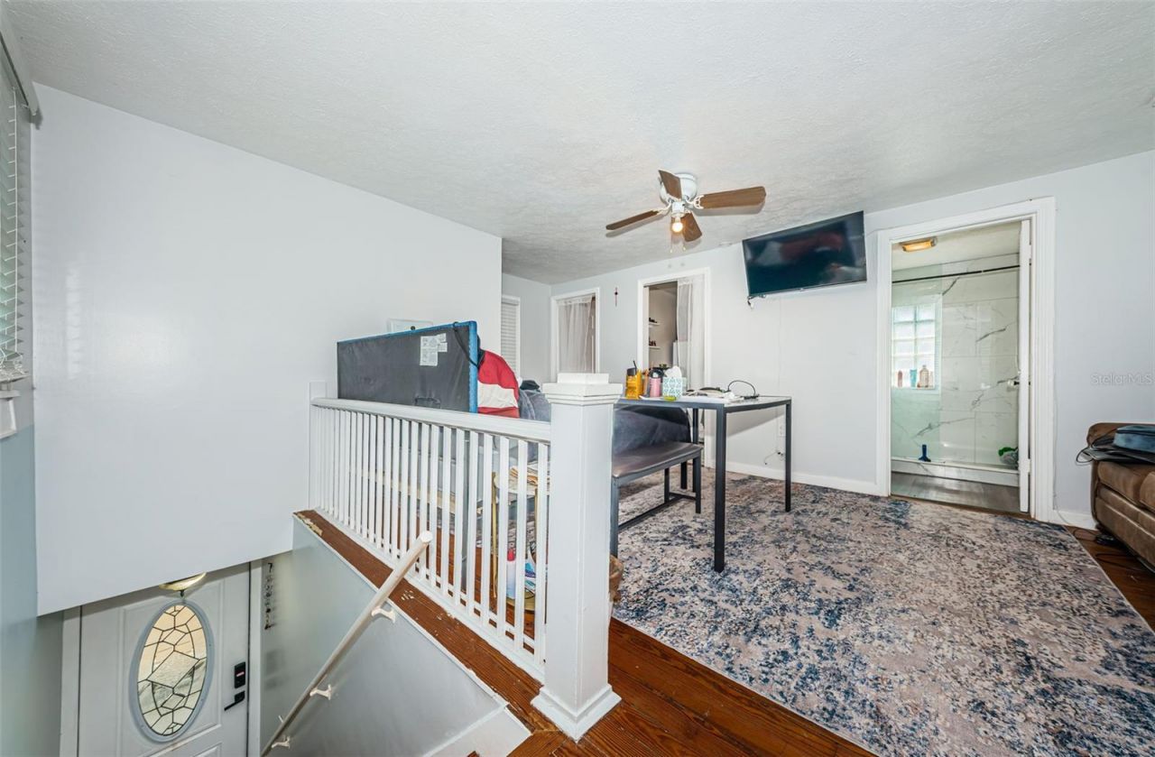 3730 Foster Hill Drive N, Saint Petersburg, FL 33704 Photo