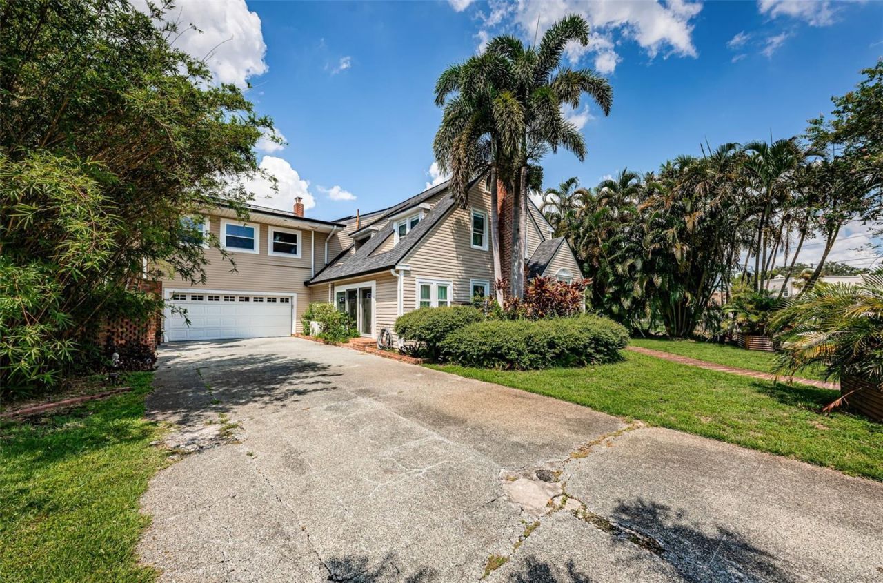 3730 Foster Hill Drive N, Saint Petersburg, FL 33704 Photo