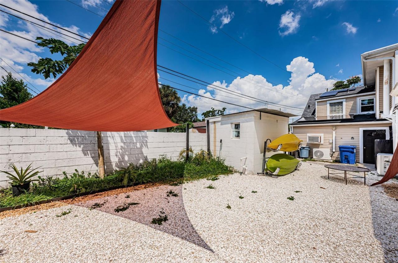 3730 Foster Hill Drive N, Saint Petersburg, FL 33704 Photo