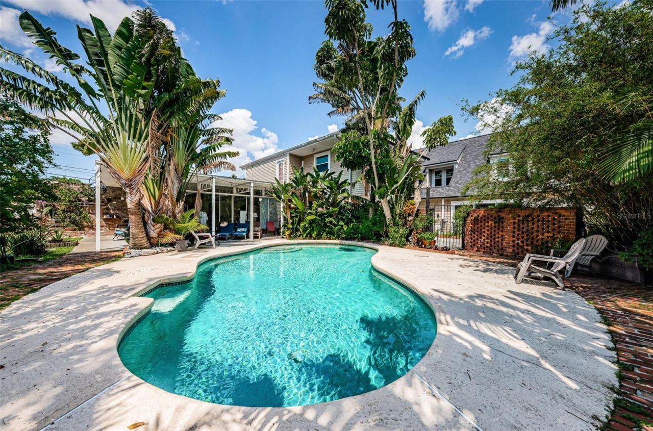 3730 Foster Hill Drive N, Saint Petersburg, FL 33704 Photo