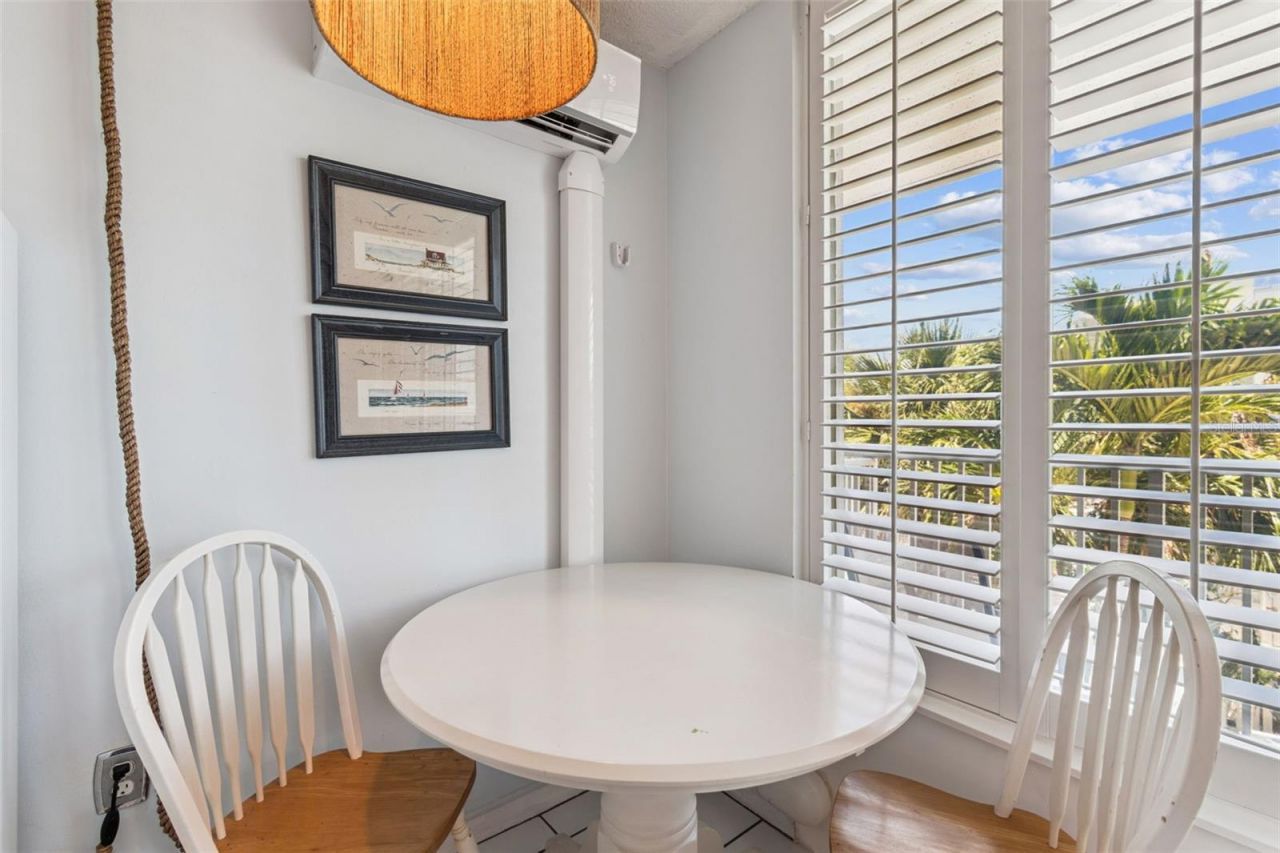 800 Bayway Boulevard, Unit 17, Clearwater Beach, FL 33767 Photo