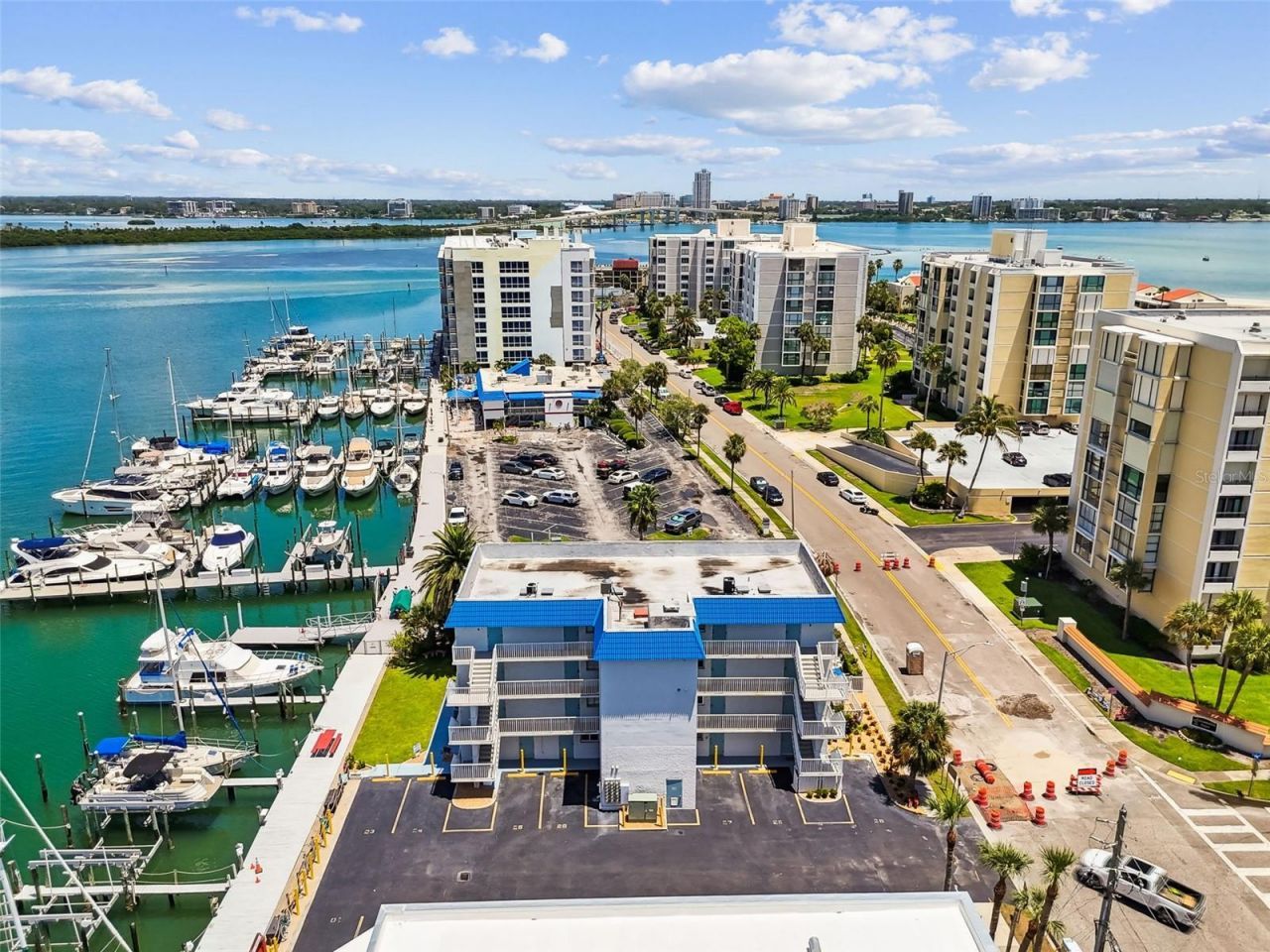 800 Bayway Boulevard, Unit 17, Clearwater Beach, FL 33767 Photo