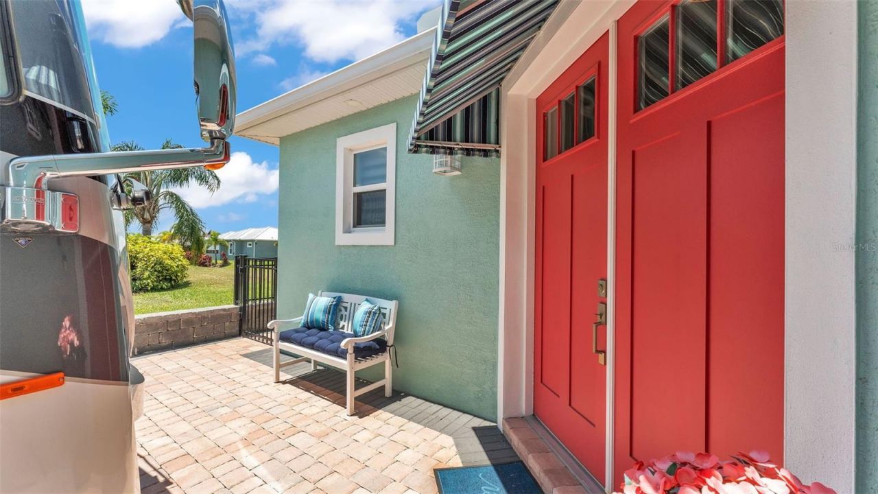 2829 Snowy Egret Drive, Polk City, FL 33868 Photo