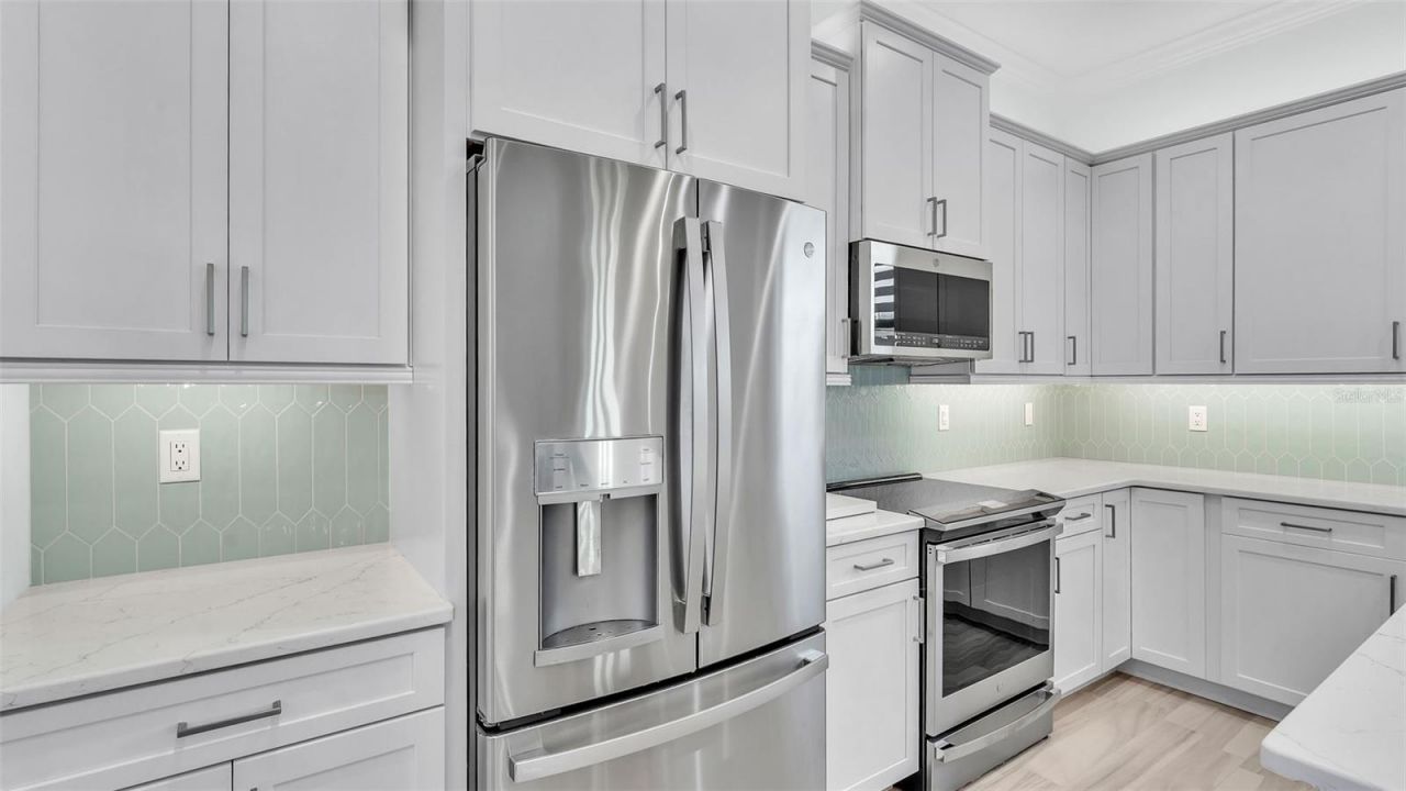 2829 Snowy Egret Drive, Polk City, FL 33868 Photo
