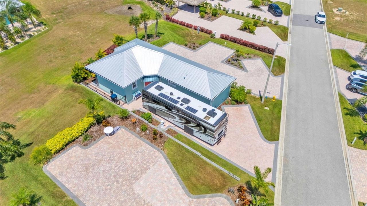 2829 Snowy Egret Drive, Polk City, FL 33868 Photo