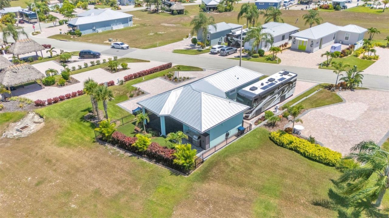 2829 Snowy Egret Drive, Polk City, FL 33868 Photo