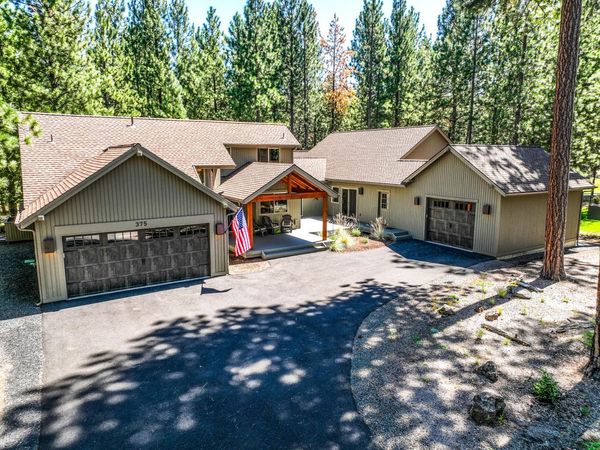 13375 Spirea, Unit GM 375, Black Butte Ranch, OR 97759