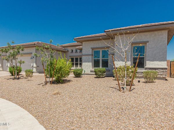 3816 W White Feather Lane, Phoenix, AZ 85083